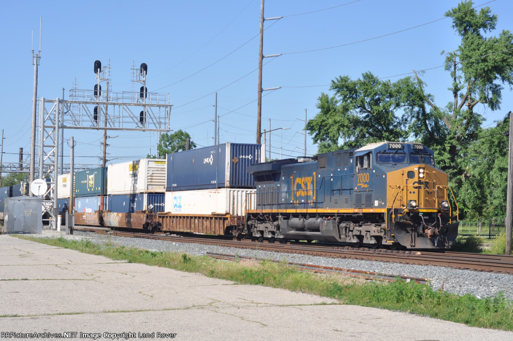 CSXT 7000 South 